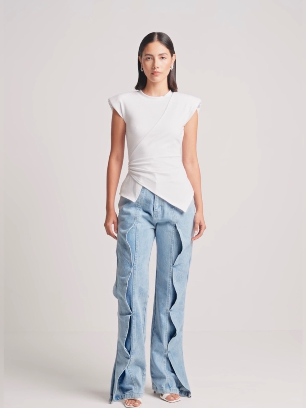 NWT Manière De Voir Sculpted Wave Seam Wide Leg Jeans Light Wash Denim US 4 EU 3